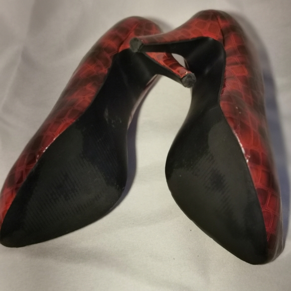 Spring Classic Platform Pumps, Red Size 38 - Picture 10 of 12